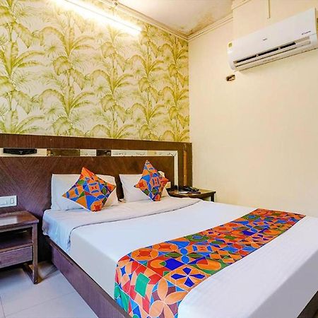 Hotel Gargi Deluxe بونة المظهر الخارجي الصورة