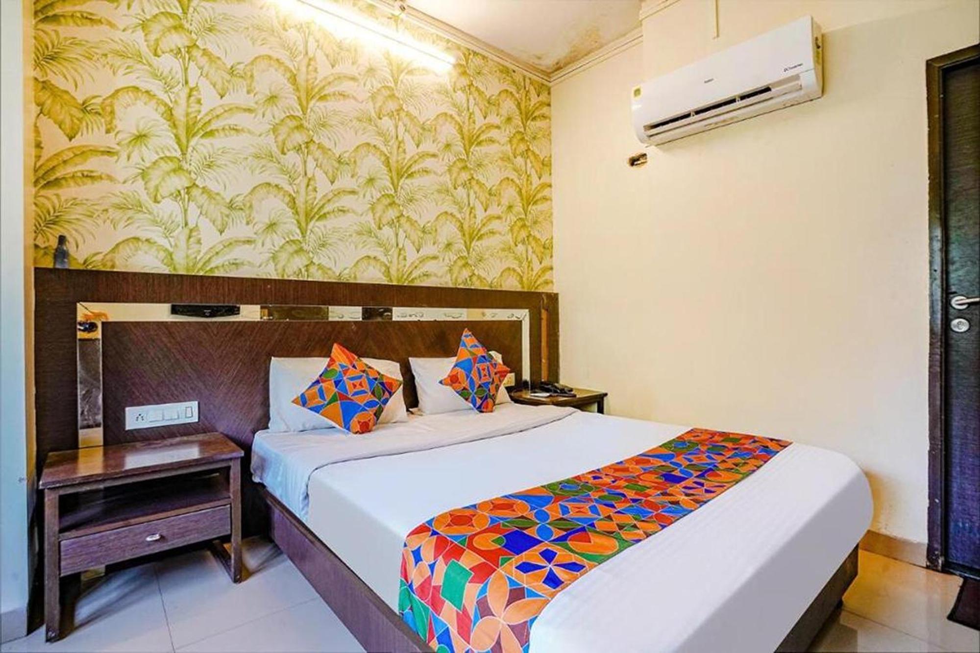 Hotel Gargi Deluxe بونة المظهر الخارجي الصورة